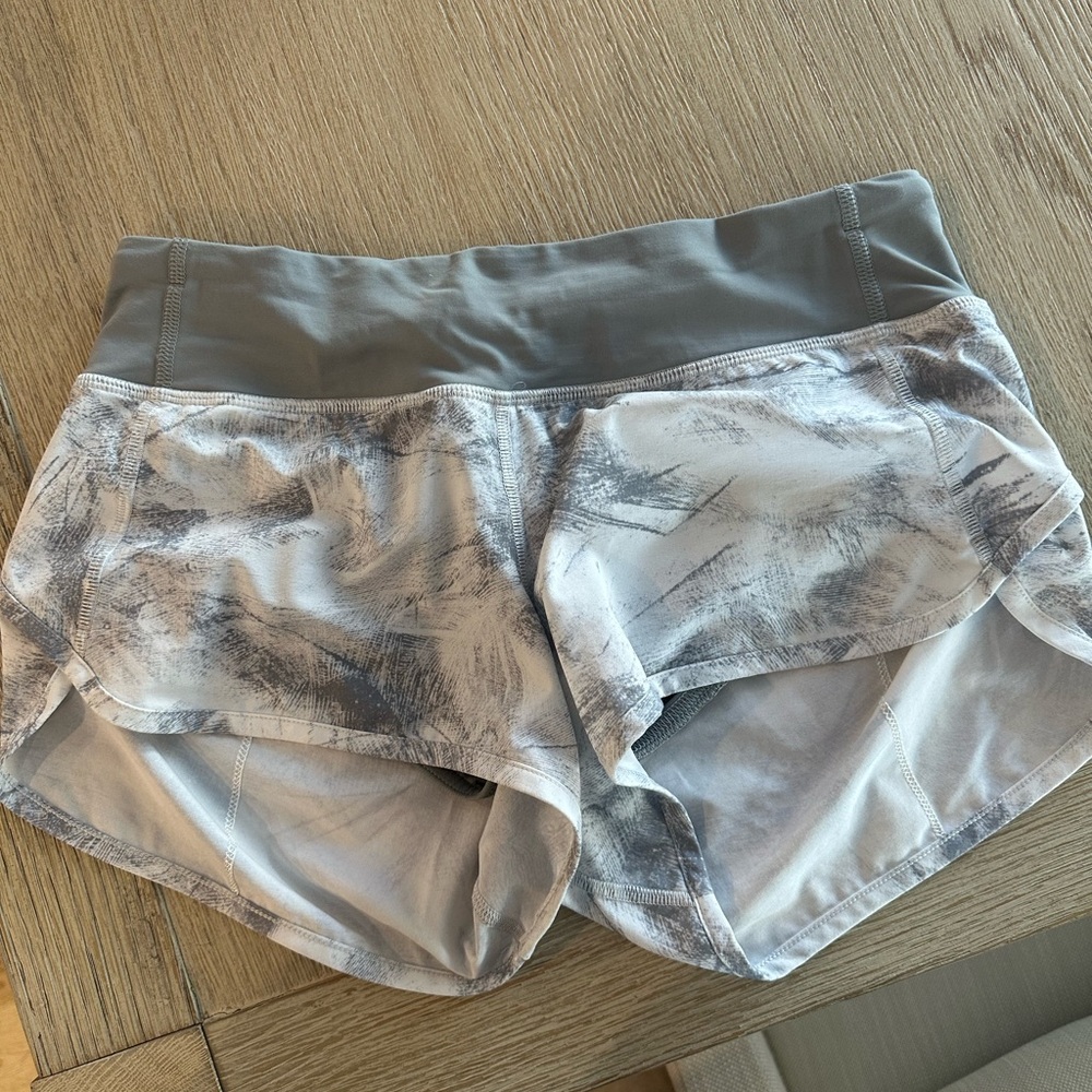 Size 4 Lululemon shorts